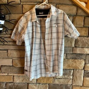 Men’s Under Armour shirt sleeve button up